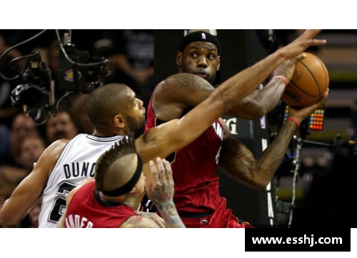 OETY欧亿体育官方网站回顾2013年NBA总决赛：热火的逆袭与马刺的遗憾 - 副本